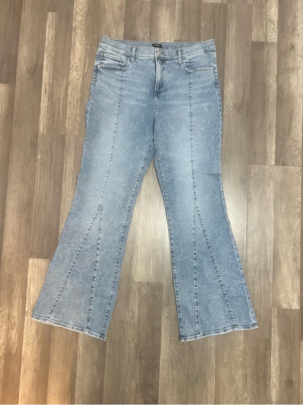 Express Light Wash Women's Flare Jeans